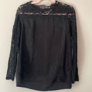 Black blouse with lace sleeves and lace front